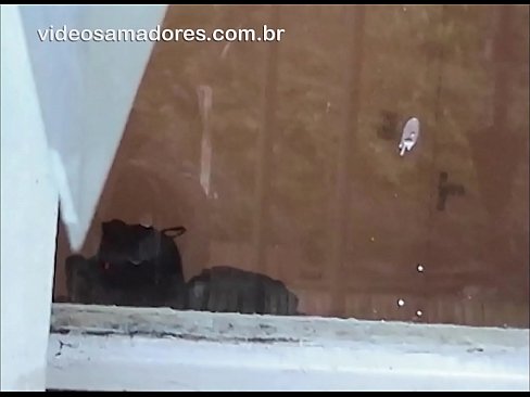 ❤️ Home cachondo mirando á súa moza con outro mozo, gravando un vídeo de carallo sen molestar á parella ️❌ Vídeo anal en % gl.raceporn.ru % ❌❤