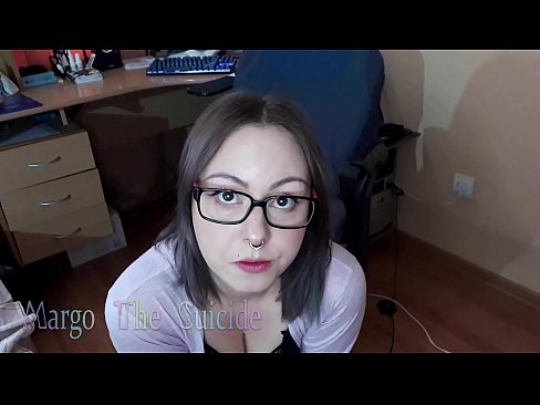 ❤️ Moza sexy con lentes chupa un consolador profundamente ante a cámara ️❌ Vídeo anal en % gl.raceporn.ru % ❌❤